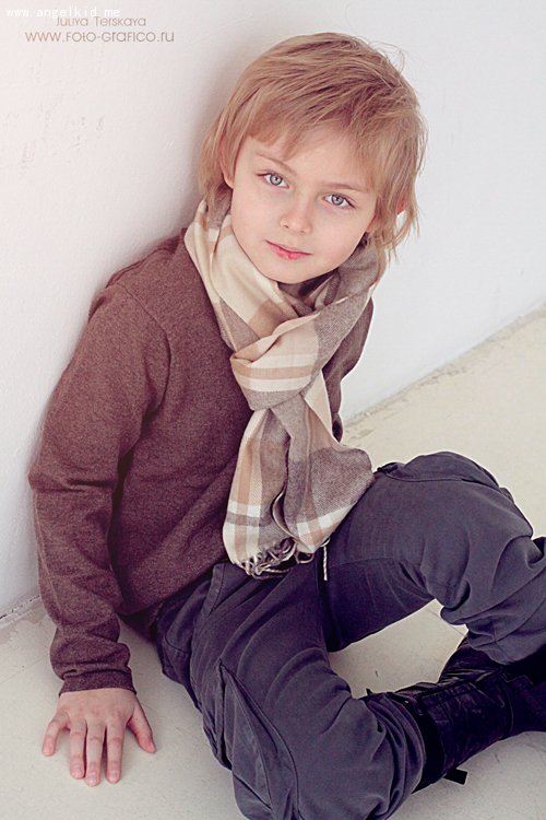 儿童模特Egor Leonov 