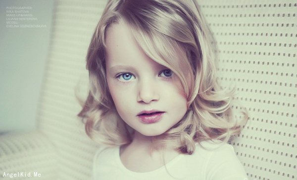 Child Model Evelina Voznesenskaya 