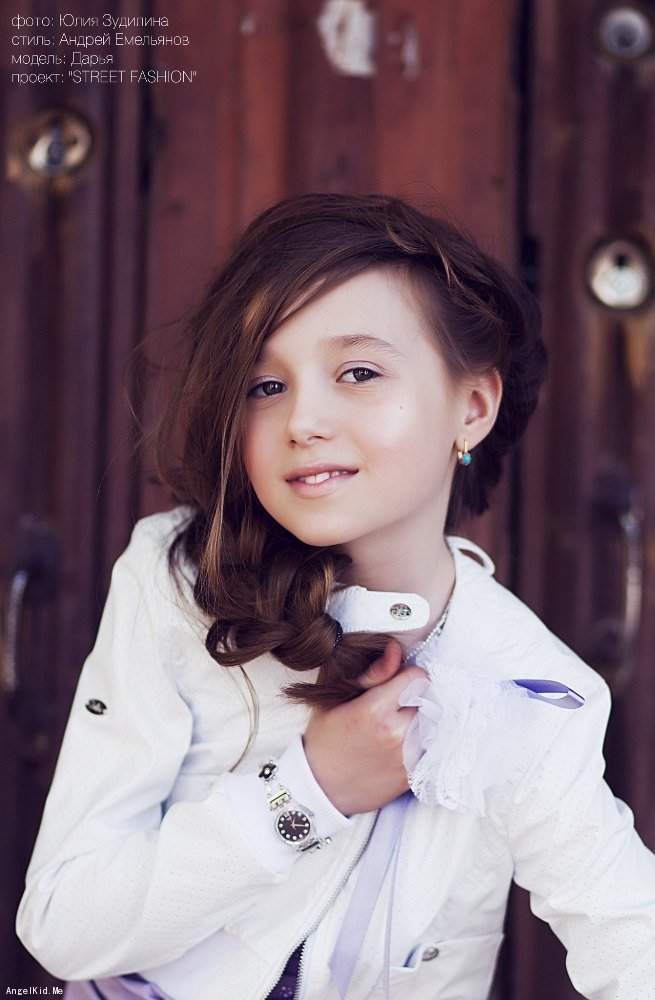儿童模特Darja Mangusheva 