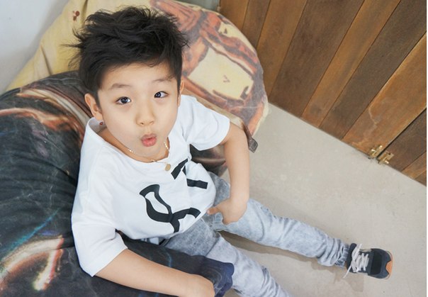 Sweet Kid ShinMinHyung 