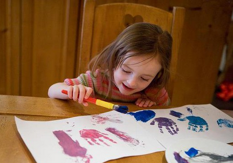 小技巧 激发宝贝的涂鸦兴趣！