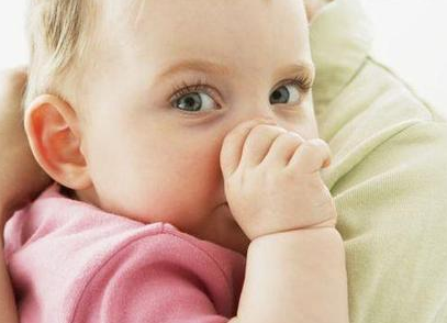 宝宝害羞是什么原因导致的？